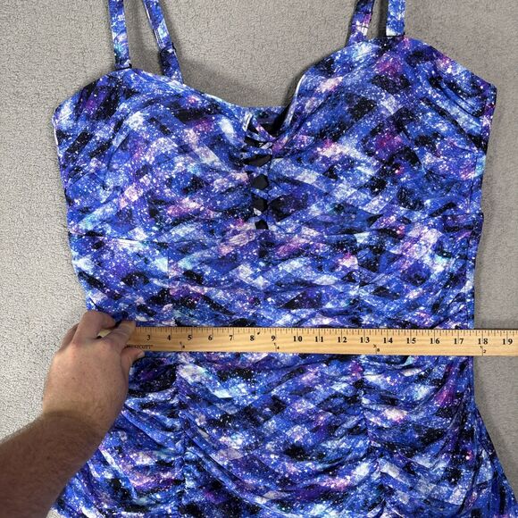Torrid Women’s Bathing Suit Top Size L Cosmic Space Tankini Tummy Control Adjust - Picture 6 of 12